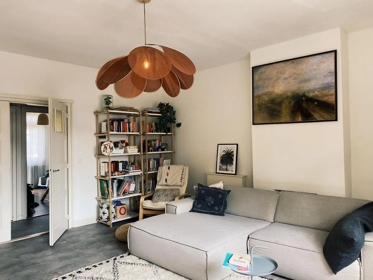 Lovely & Spacious Apartment In 'Old-South' Area Amsterdam Netherlands